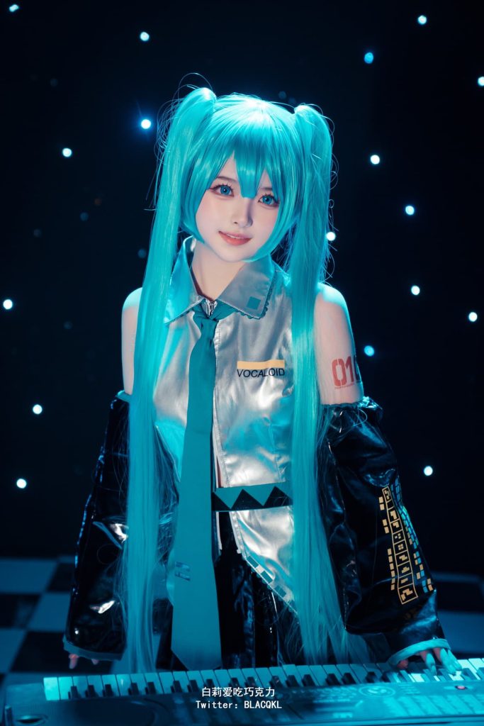 白莉爱吃巧克力 Miku (10)