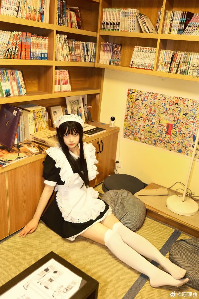 白莉爱吃巧克力 原理猪 打工女仆 (8)