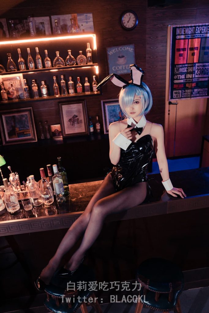 白莉爱吃巧克力 蕾姆兔女郎 (2)